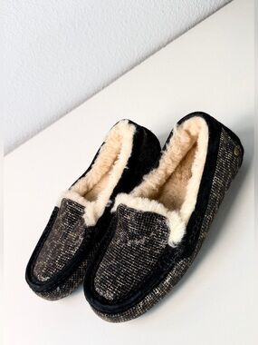 UGG Australia Ansley Glitter Leopard Moccasin Slippers Black Gold Size 6